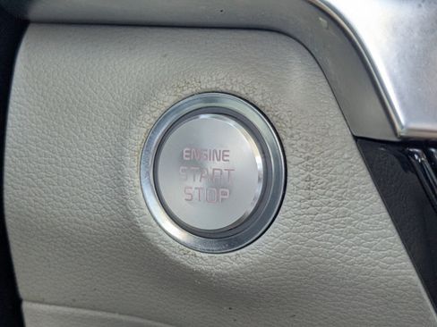 Certified 2021 Kia Telluride SX w/ Towing Package image 35