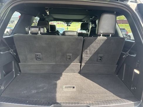Used 2019 Ford Expedition Limited w/ Equipment Group 301A image 11
