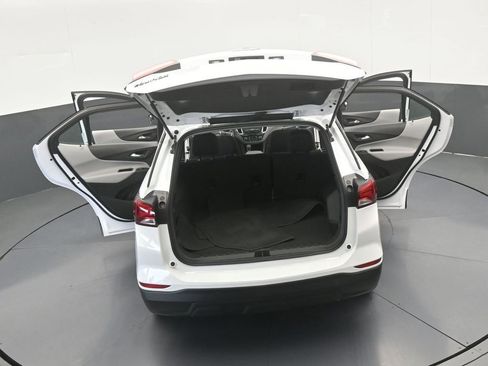 Used 2024 Chevrolet Equinox LS w/ Sport Edition image 60