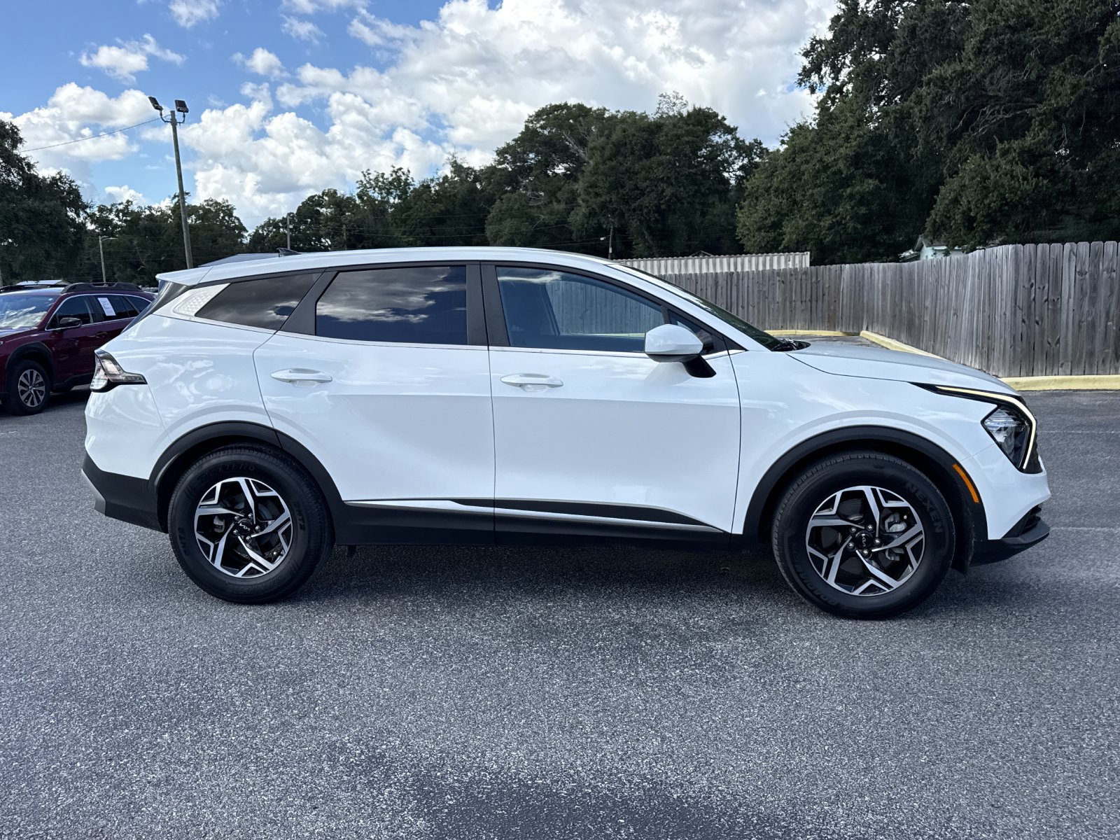 Used 2023 Kia Sportage LX FWD image 7