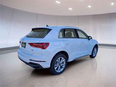 New 2025 Audi Q3 2.0T Premium image 2