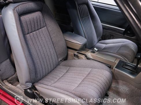 Used 1993 Ford Mustang LX RWD image 38