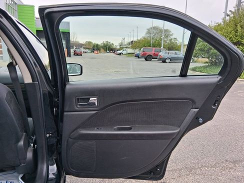 Used 2009 Mercury Milan FWD image 16