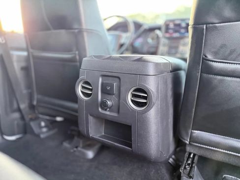 Used 2013 Ford F250 Lariat w/ Chrome Pkg AWD/4WD image 24