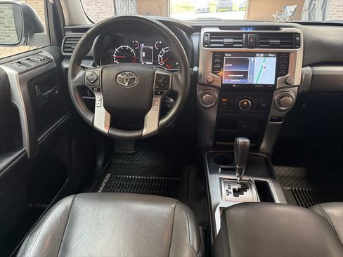 Used 2020 Toyota 4Runner SR5 image 15