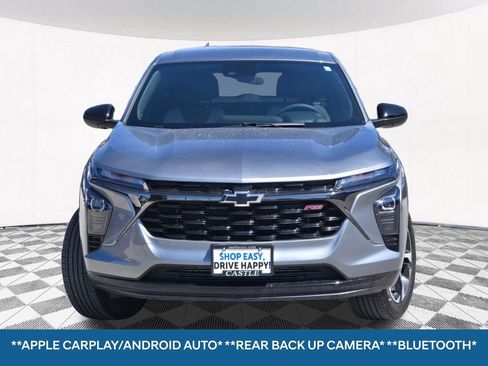 Used 2024 Chevrolet Trax RS w/ Driver Confidence Package FWD image 4