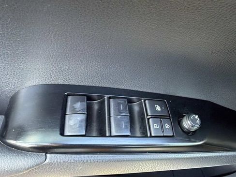 Used 2025 Toyota Camry LE FWD image 8