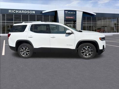 Used 2023 GMC Acadia SLT w/ Trailering Package AWD/4WD image 7