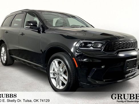 Used 2024 Dodge Durango GT image 1