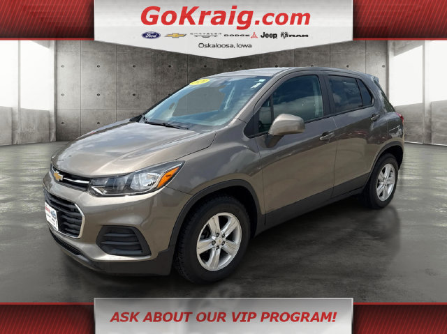 Used 2020 Chevrolet Trax LS w/ Tint and Cruise Package FWD image 1