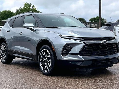 Used 2024 Chevrolet Blazer RS w/ Enhanced Convenience Package AWD/4WD image 1
