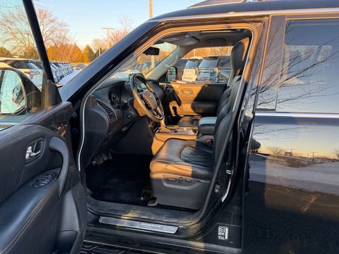 Used 2023 Nissan Armada Platinum w/ Captain's Chairs Package image 8