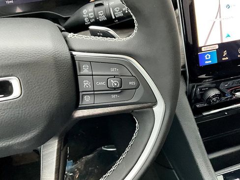 New 2025 Jeep Grand Cherokee L Limited image 29