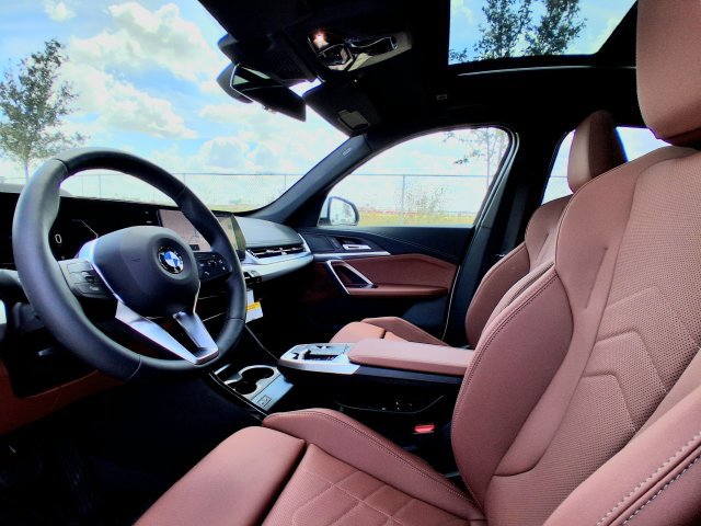 New 2027 BMW X1 xDrive28i w/ Technology Package AWD/4WD image 12