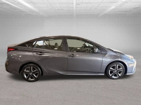 Used 2022 Toyota Prius XLE FWD image 24