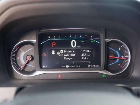 Used 2022 Honda Pilot Touring image 11