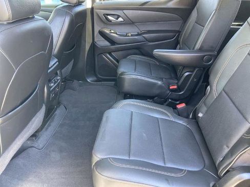 Used 2020 Chevrolet Traverse Premier image 22