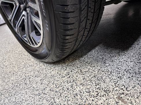 Used 2022 Jeep Wagoneer Series III w/ Rear Seat Video Group 1 image 81