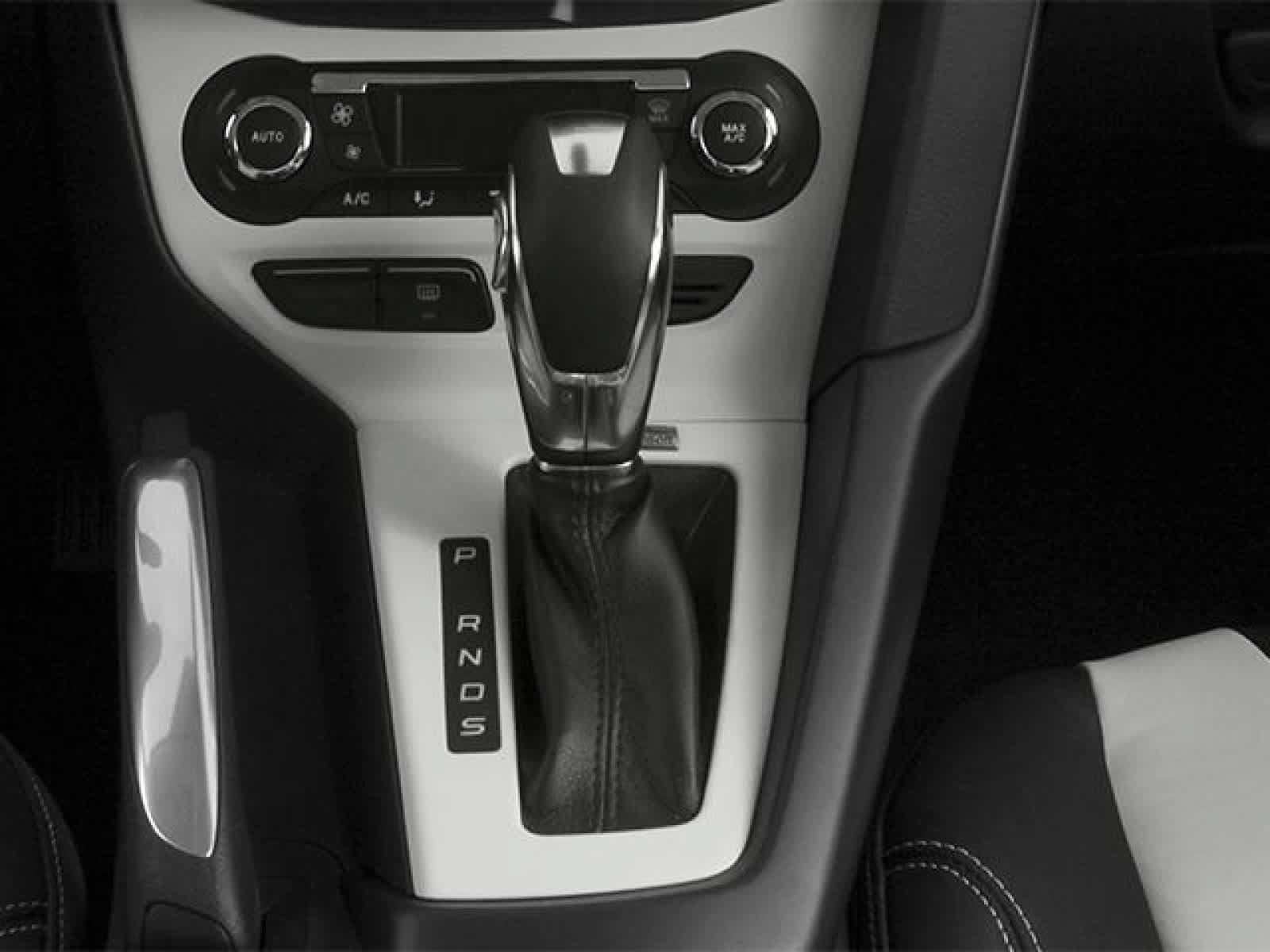 Used 2014 Ford Focus SE FWD image 8