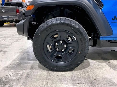 New 2026 Jeep Wrangler Sport AWD/4WD image 10