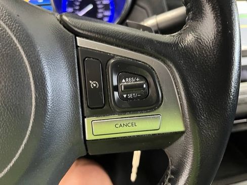Used 2016 Subaru Legacy 2.5i Premium w/ Moonroof Package AWD/4WD image 27