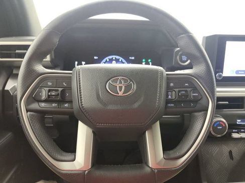 Used 2025 Toyota 4Runner SR5 RWD image 55