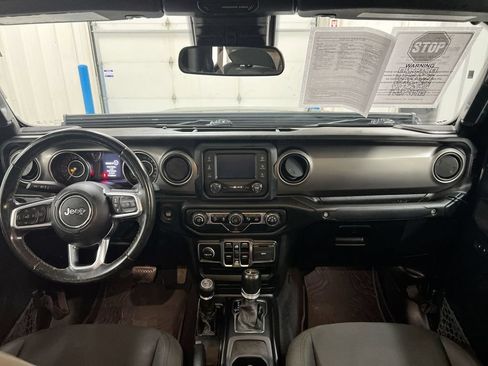 Used 2020 Jeep Gladiator Sport w/ Quick Order Package 24S AWD/4WD image 10