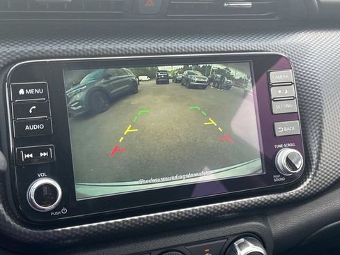 Used 2024 Nissan Kicks SV FWD image 32