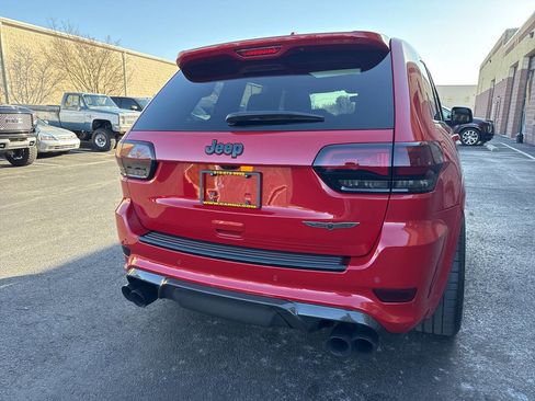 Used 2018 Jeep Grand Cherokee Trackhawk AWD/4WD image 28