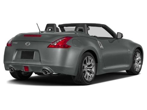 Used 2015 Nissan 370Z Touring Sport image 2