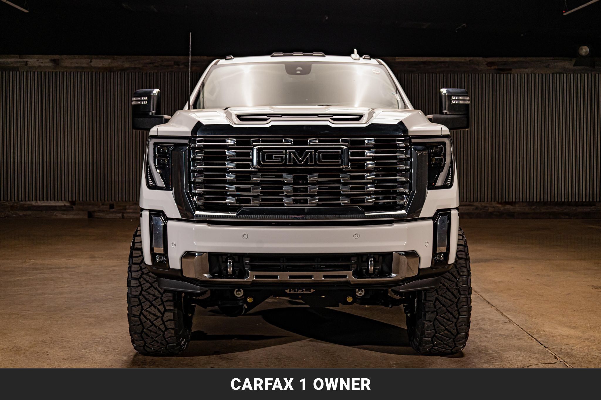 Used 2024 GMC Sierra 2500 Denali AWD/4WD image 4