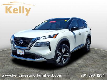 Certified 2022 Nissan Rogue Platinum w/ Head-Up Display Package
