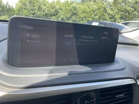 Used 2022 Lexus RX 350L FWD w/ Premium Package image 27