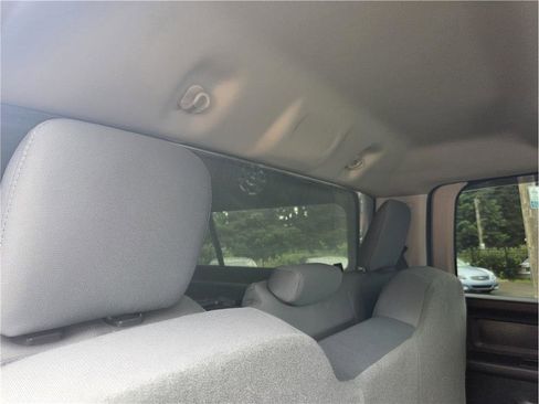 Used 2017 RAM 2500 Tradesman w/ Chrome Appearance Group RWD image 47