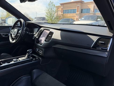 Used 2016 Volvo XC90 T6 R-Design w/ Vision Package image 32