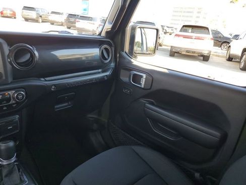 Used 2021 Jeep Wrangler Unlimited Sport AWD/4WD image 8