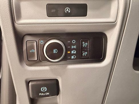 Used 2025 Ford F150 XLT w/ Equipment Group 301A Standard image 24