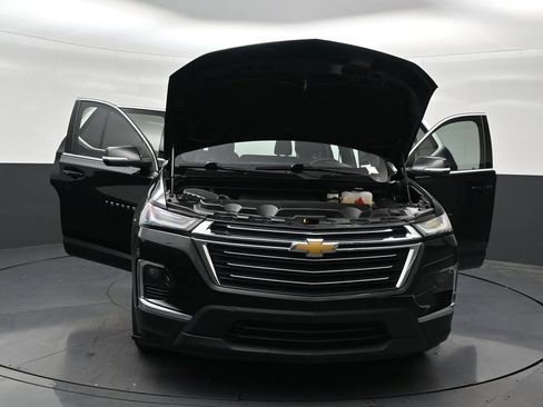 Used 2024 Chevrolet Traverse LT FWD image 37
