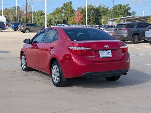 Used 2016 Toyota Corolla LE FWD image 4