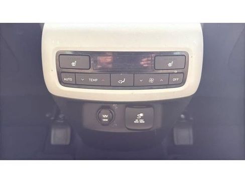 Used 2022 Hyundai Palisade SEL w/ 8P Bench Seat Package FWD image 20
