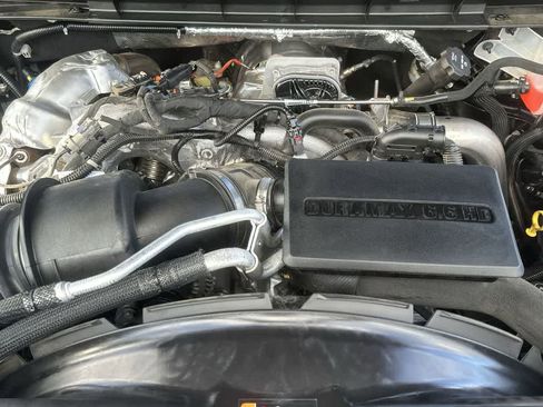 Used 2025 Chevrolet Silverado 2500 LT w/ Convenience Package AWD/4WD image 12