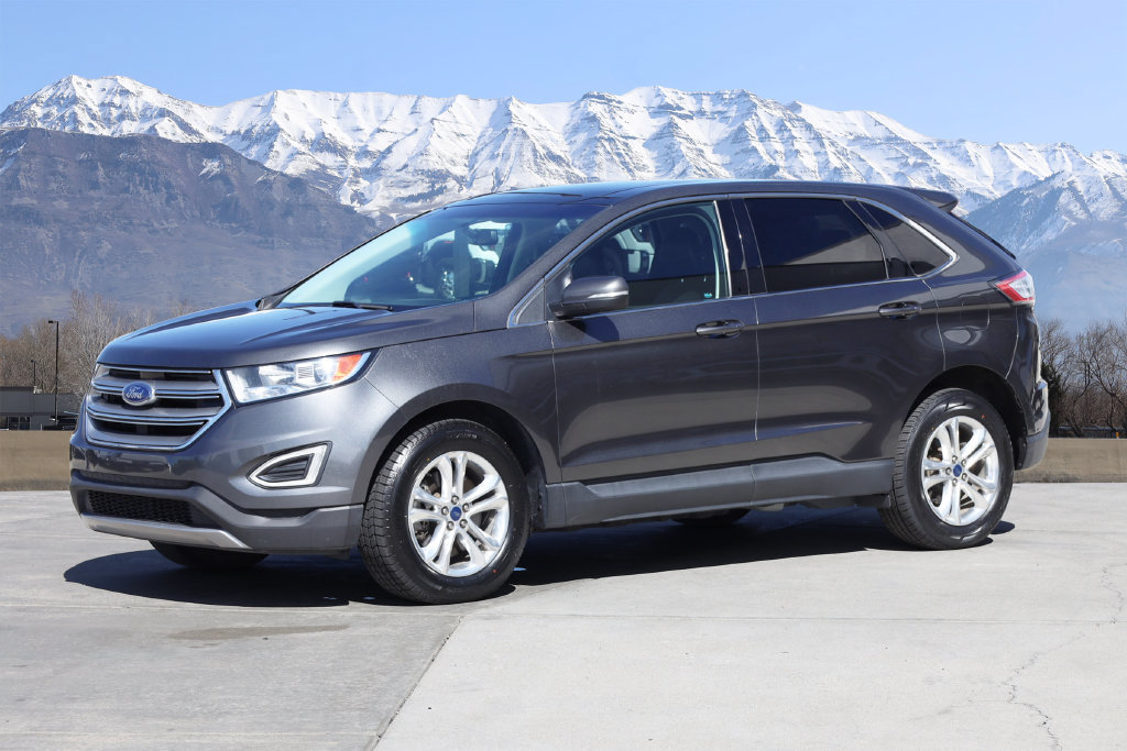 Used 2018 Ford Edge SEL w/ Equipment Group 201A AWD/4WD image 2