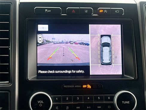 Used 2021 Ford Expedition Max Platinum image 14