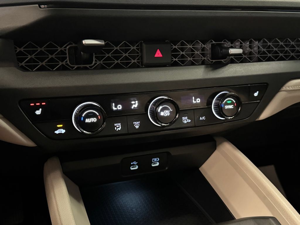 Used 2024 Honda Accord EX image 14