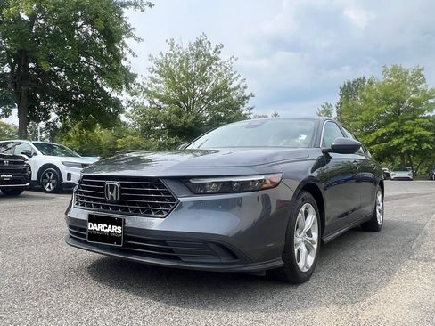 Used 2023 Honda Accord LX image 32