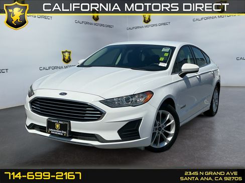 Used 2019 Ford Fusion SE FWD image 1