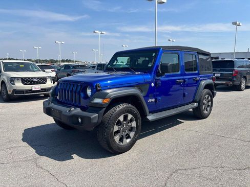 Used 2020 Jeep Wrangler Unlimited Sport image 9