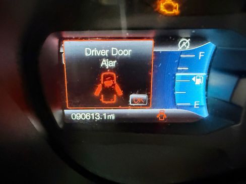 Used 2019 Ford Ranger Lariat w/ Equipment Group 501A Mid image 15