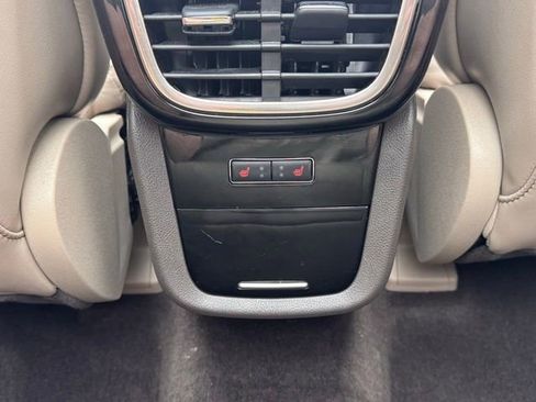 Used 2023 Lincoln Nautilus Reserve AWD/4WD image 32