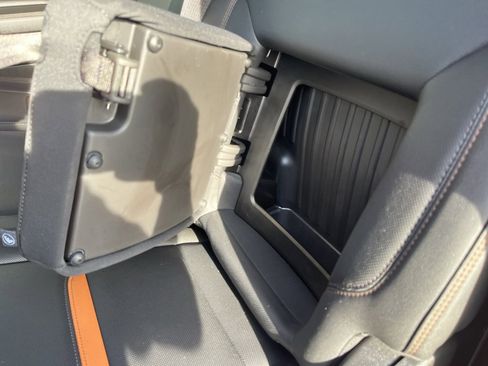 Used 2023 GMC Sierra 1500 AT4 w/ Technology Package image 25